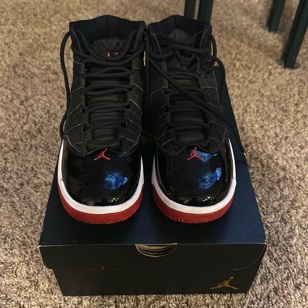 Jordan Kids Black and Red Sneakers
